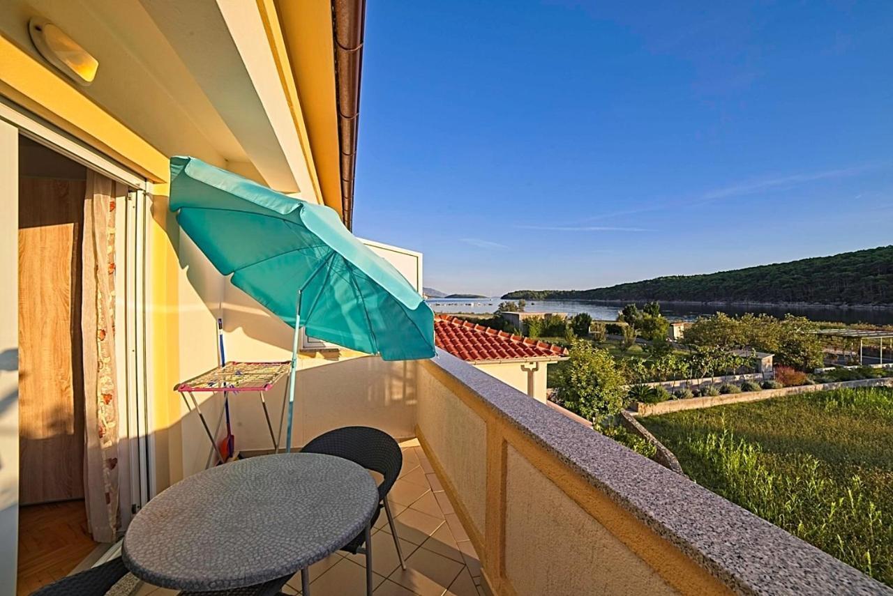 Studio Apartments Peric Rab Kampor エクステリア 写真