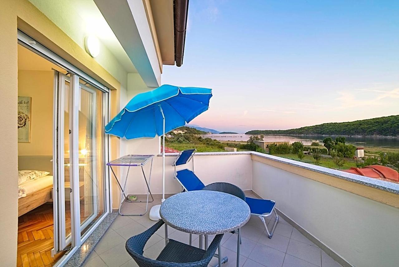 Studio Apartments Peric Rab Kampor エクステリア 写真