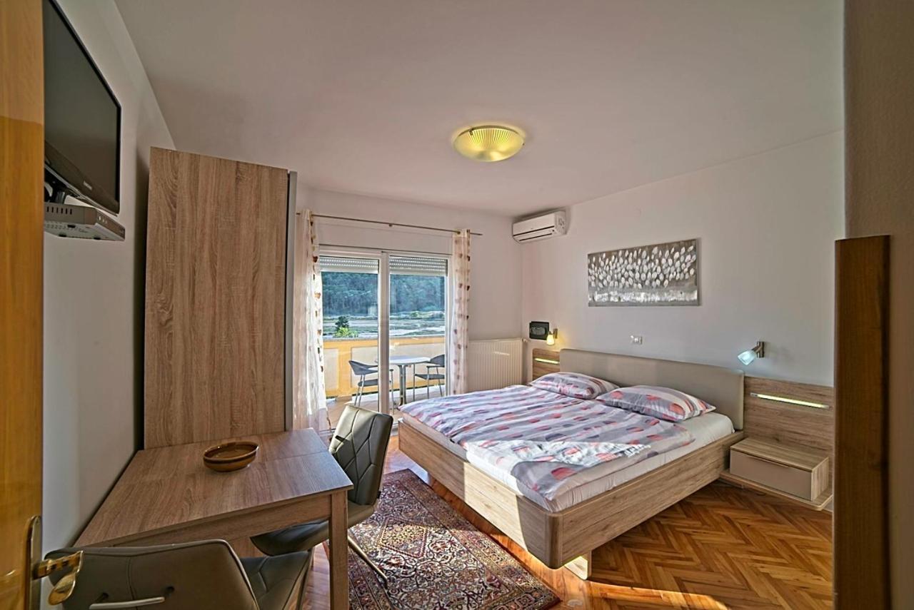 Studio Apartments Peric Rab Kampor エクステリア 写真